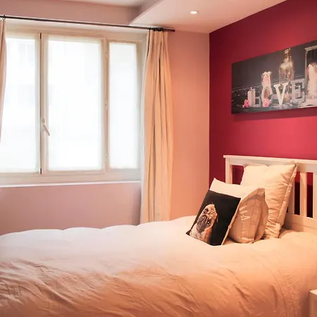 Bright 2 Steps From The Eiffel Tower * Paryż