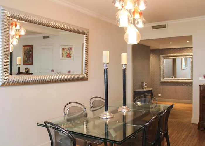 アパート Bright 2 Steps From The Eiffel Tower